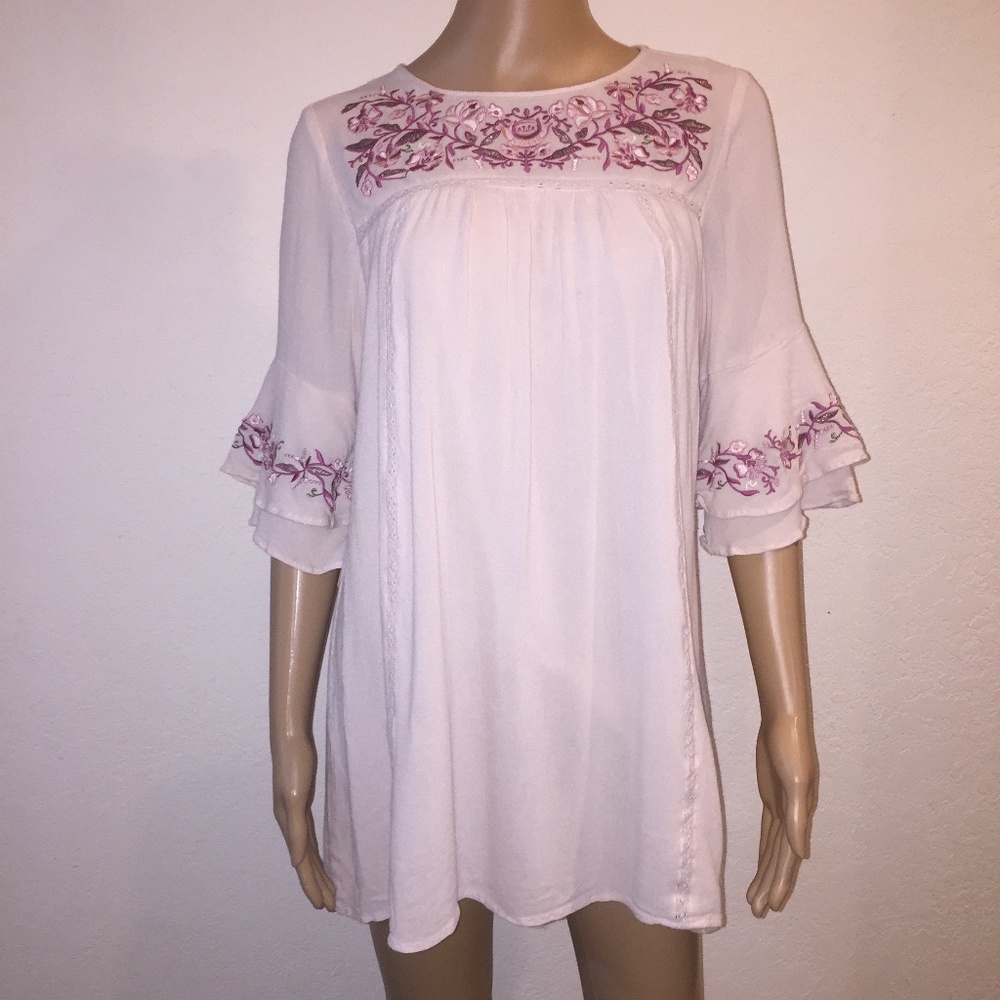 EN CREME BOHO Style embroidered Tunic Top sz M